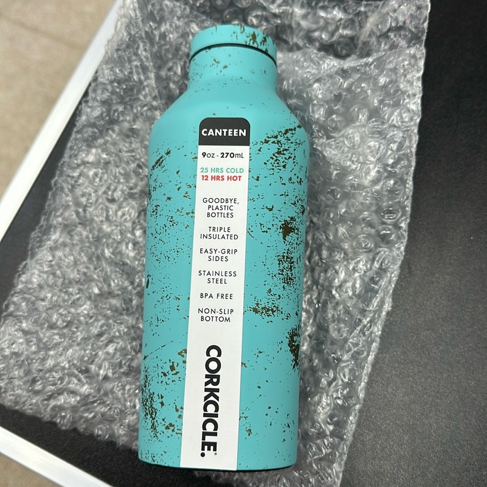 Corkcicle Canteen